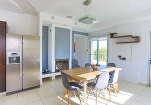 250 m² Villa ∙ 4 bedrooms ∙ 7 guests
