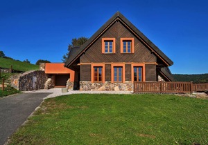 250 m² Villa ∙ 4 bedrooms ∙ 10 guests