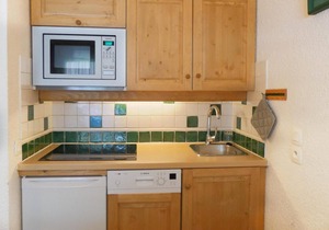 250m from shops, 1st floor, view limited, balcony, 30m², Méribel-Mottaret