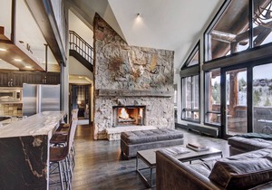 252 m² Condo ∙ 4 bedrooms ∙ 10 guests