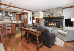 253 m² Condo ∙ 4 bedrooms ∙ 8 guests