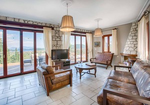 253 m² Villa ∙ 8 bedrooms ∙ 8 guests