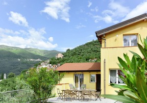 255 m² Apartment ∙ 8 bedrooms ∙ 24 guests