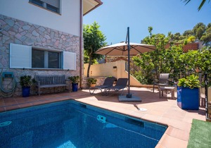 260 m² Villa ∙ 4 bedrooms ∙ 6 guests