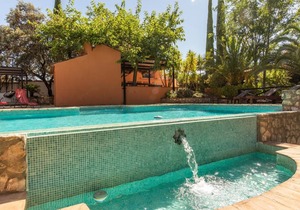 263 m² House ∙ 6 bedrooms ∙ 13 guests