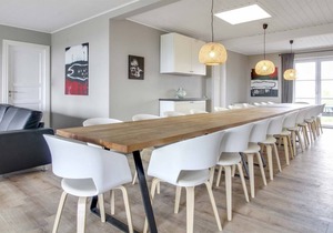 275 m² House ∙ 11 bedrooms ∙ 24 guests