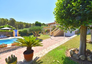 276 m² Chalet ∙ 4 bedrooms ∙ 8 guests