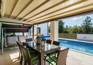 280 m² Accommodation ∙ 3 bedrooms ∙ 8 guests
