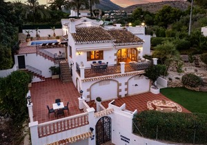 280 m² Villa ∙ 4 bedrooms ∙ 7 guests