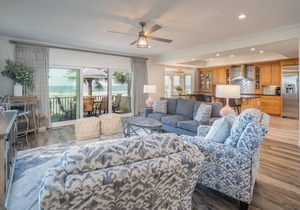 29 Turtle Lane Club: BESTNEST by Beverly Serral OCEANFRONT