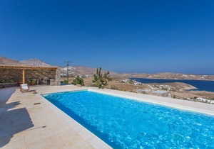 290 m² Villa ∙ 6 bedrooms ∙ 11 guests