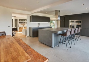 294 m² House ∙ 8 bedrooms ∙ 16 guests