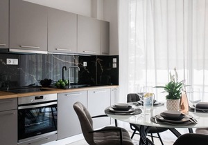 2BD Beachfront Apartment Athens Riviera by TheOlon