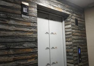 2BHK Short Stay Apartment walking Max Saket (LIFT +Kitchen+Parking+3 nights min stay)