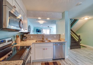 2BR 2.5 Bath Gulfview Across from Pompano Joes