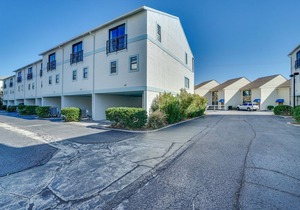 2BR 2.5 Bath Gulfview Across from Pompano Joes