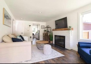 2BR 2BA Northgate, Seattle Location with Patio, BBQ, and Backyard