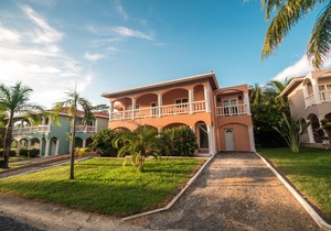 2BR/2BA VILLA 5A, FREE BREAKFAST