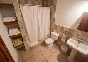 2BR/2BA VILLA 5A, FREE BREAKFAST