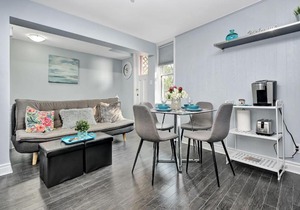 2BR Apt with Netflix and Rooftop Terrace access