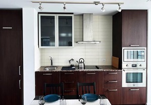 2BR Downtown Toronto Condo Steps to Union/CN Tower