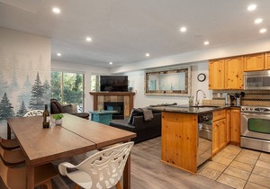 2BR + Loft | Valhalla | King Bed | Private Patio w/BBQ | Village Location | Hot Tub