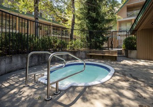 2BR + Loft | Valhalla | King Bed | Private Patio w/BBQ | Village Location | Hot Tub