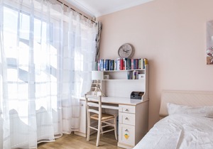 2BR Sunny Residence with parking