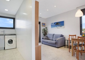 2KIS01- Cozy apartment for 4 people with pool located near the center and the beach