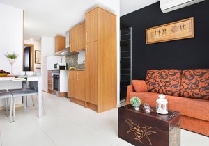 2KIS02- Cozy apartment for 4 people with pool located near the beach