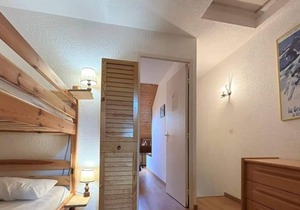 2nd floor, balcony, tv, ski locker, 55m², Pelvoux