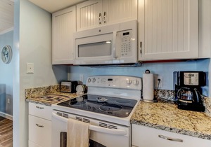 2nd Floor, newly remodeled 2 Bed/2 Bath ocean front condo, sleeps 6.