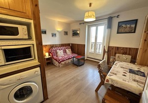 2nd floor, view mountain, balcony, tv, ski locker, 28m², Villard de Lans