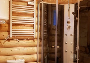 2x BeHappy Woodhouse log houses Sauna Jacuzzi Gdansk near Jastrzębia Góra