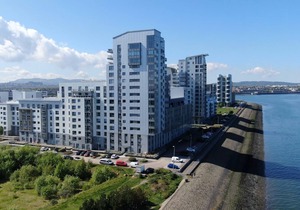 3 bed Apartment at Grand Harbour Apartments