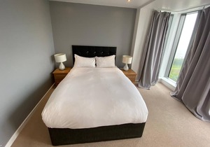 3 bed Apartment at Grand Harbour Apartments