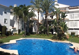 3 bed Apartment with Free Wifi