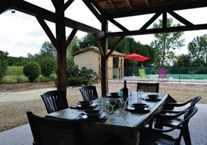 3 bedroom accommodation in St Pierre d'Eyraud