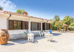 3 bedroom accommodation in San Giovanni a Piro