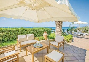 3 bedroom accommodation in Parghelia VV