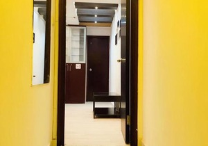 3 Bedroom 2 Bathroom Comfy Apartment in Yau Ma Tei
