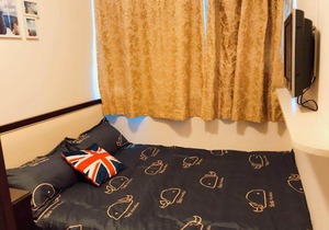 3 Bedroom 2 Bathroom Comfy Apartment in Yau Ma Tei