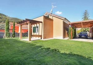 3 bedroom accommodation in Cisano sul Neva