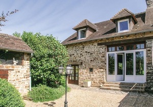 3 bedroom accommodation in Jumilhac-le-Grand