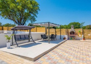 3 bedroom accommodation in Donje Rastane