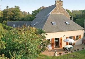 3 bedroom accommodation in Lézardrieux