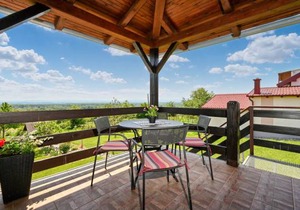 3 bedroom accommodation in Okrugli Vrh