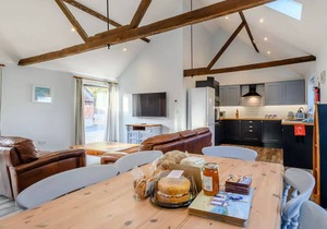 3 bedroom accommodation in Dilham, near North Walsham