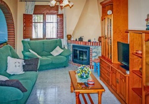 3 bedroom accommodation in Corumbela