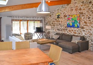 3 bedroom accommodation in Roussines
